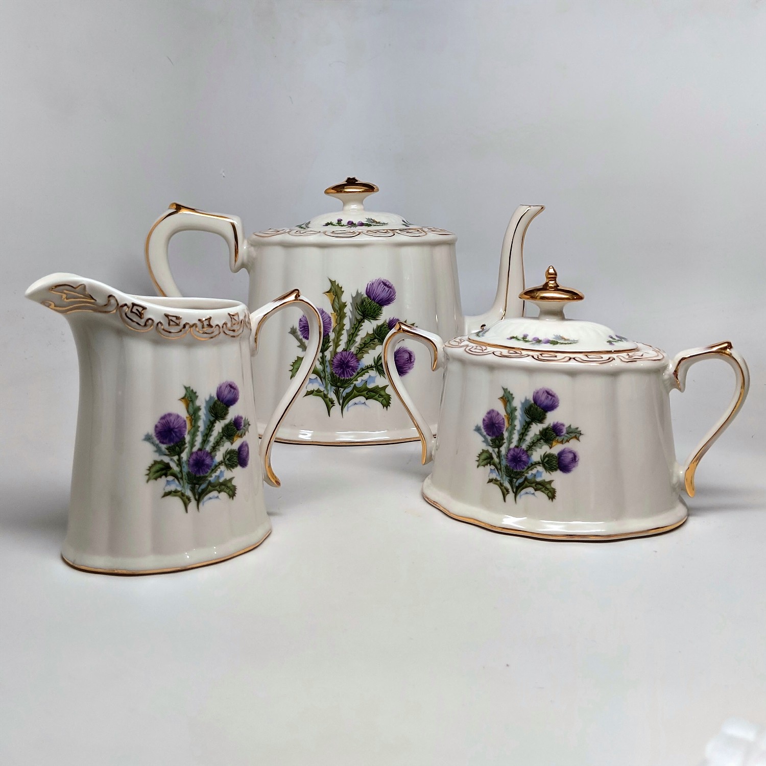 Pointed Thistle Tea Set